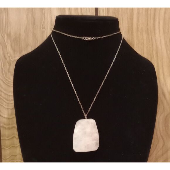 Large Natural Stone 2" Rose Quartz Pendant Silver Tone 30" Chain Necklace - Picture 1 of 6